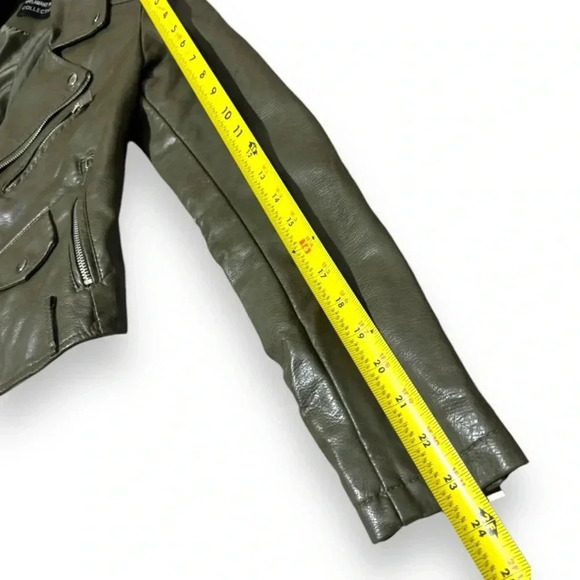 Flamant Rose Olive Green Cropped Silver Hardware Details Faux Leather Jacket - Picture 16 of 16